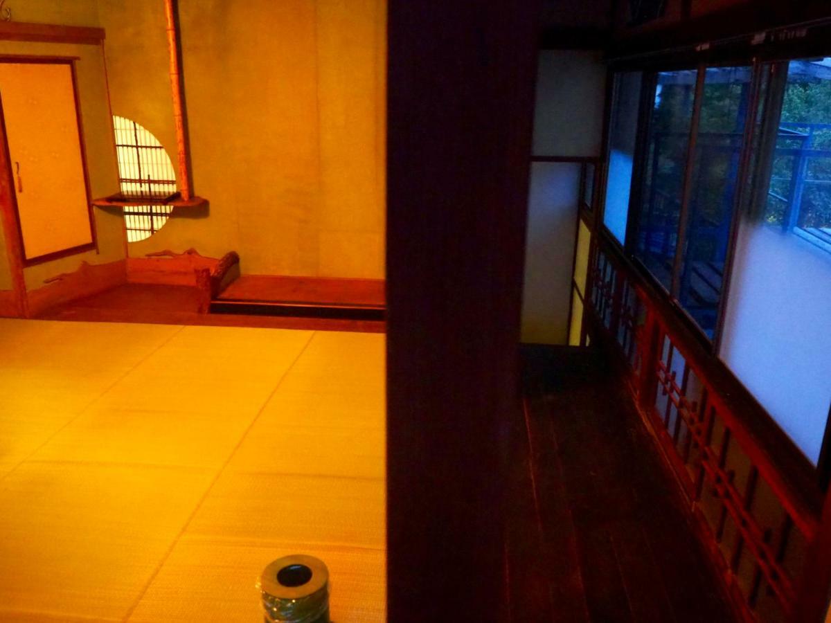 Hotel 飲んで泊まれる古民家 -浮木-Fumoku Chino Exterior foto